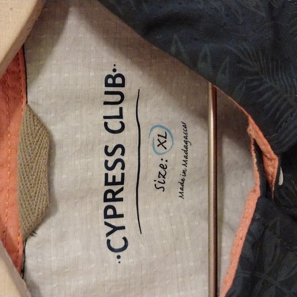 Men's XL short sleeve Cypress Club button down - Picture 2 of 7